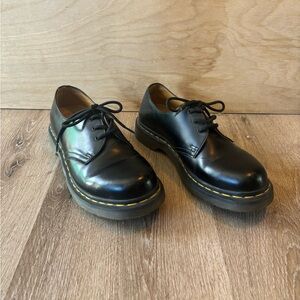 1461 WOMEN'S SMOOTH LEATHER OXFORD SHOES size 8us